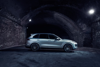 Картинка автомобили porsche cayenne turbo s uk-spec 960 2015г