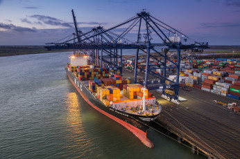 Картинка корабли грузовые+суда контейнеровоз