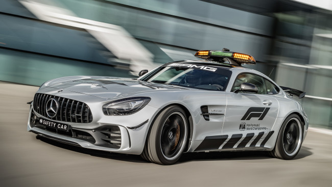 Обои картинки фото mercedes-benz amg gt-r formula-1 safety car 2018, автомобили, полиция, formula-1, amg, gt-r, safety, car, 2018, mercedes-benz