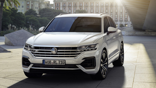 Обои картинки фото volkswagen touareg r-line 2019, автомобили, volkswagen, белый, 2019, r-line, touareg