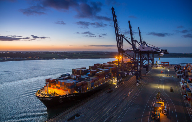 Обои картинки фото корабли, грузовые суда, контейнеровоз