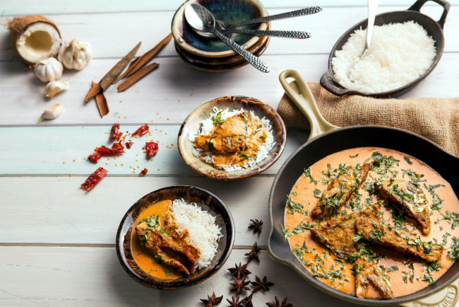 Обои картинки фото еда, мясные блюда, анис, соус, мясо, рис