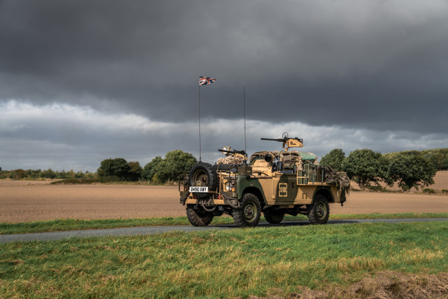 Обои картинки фото техника, военная техника, land-rover