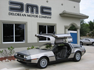 Картинка автомобили dmc delorean