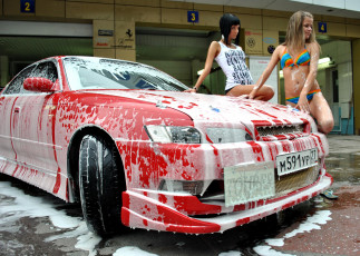 Картинка автомобили авто девушками пена девушки