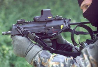 Картинка оружие автоматы стрелок автомат маска