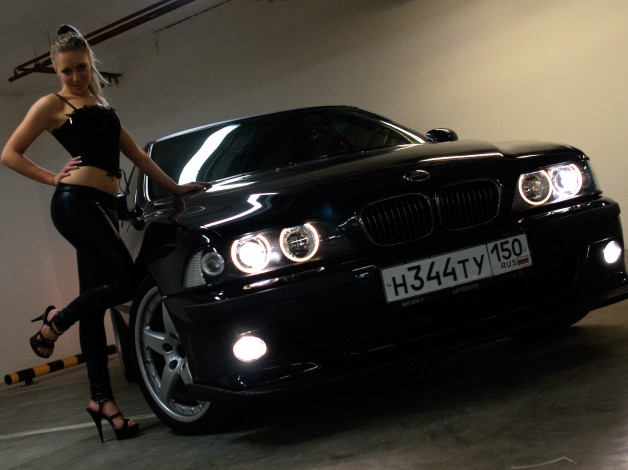 Обои картинки фото автомобили, авто, девушками, девушка, бмв, свет