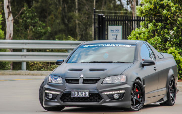 Картинка автомобили holden hsv