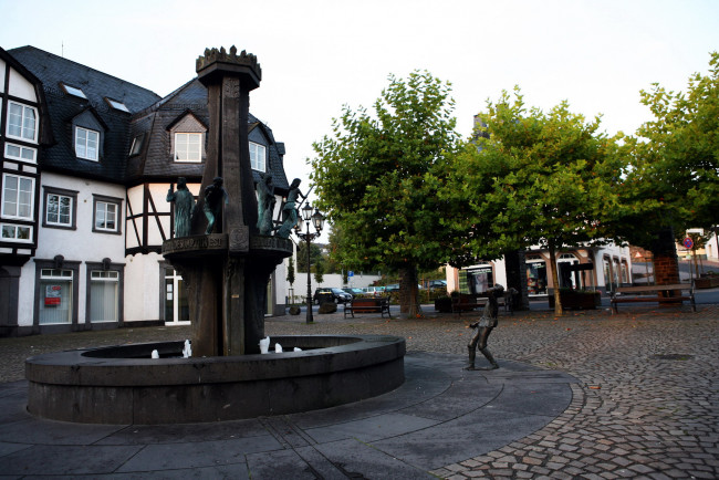 Обои картинки фото города, - улицы,  площади,  набережные, площадь, фонтан