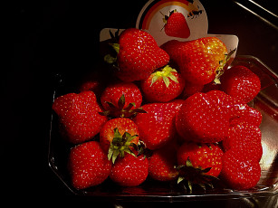 Картинка еда клубника +земляника снедь