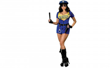 Картинка девушки -unsort+ брюнетки темноволосые улыбка очки сапоги перчатки наручники дубинка полиция брюнетка фуражка костюм