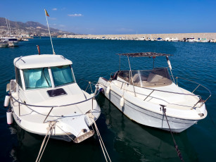 Картинка корабли катера залив