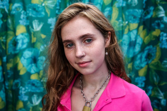 Картинка clairo музыка