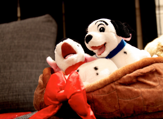 Обои картинки фото разное, игрушки, собаки