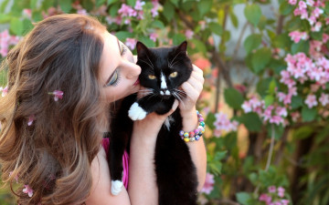 Картинка девушки -+лица +портреты русая лицо кот цветы браслет