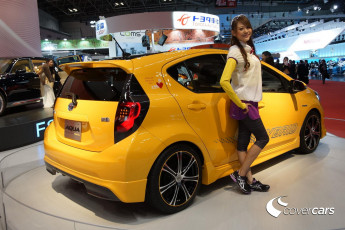 Картинка автомобили авто девушками