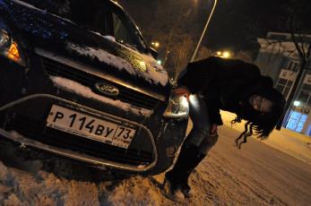 Картинка автомобили авто девушками и девушки