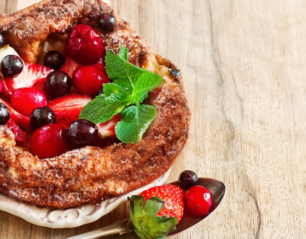 Обои картинки фото еда, пироги, ягоды