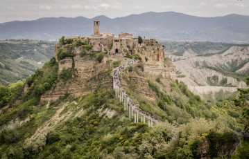 Картинка civita+di+bagnoregio города -+панорамы деревня