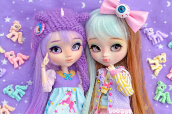 Картинка разное игрушки куклы