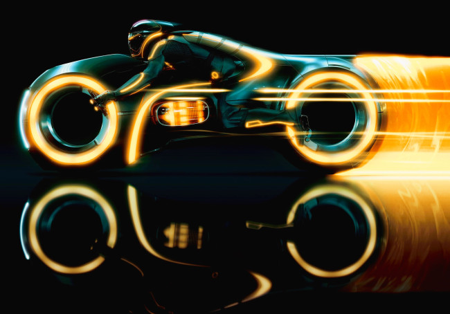 Обои картинки фото кино фильмы, tron legacy, мотоцикл, скорость, человек