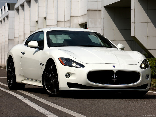 Обои картинки фото maserati, granturismo, 2009, автомобили