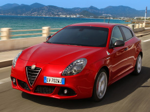 Картинка автомобили alfa+romeo красный 2014 г 940 verde quadrifoglio giulietta alfa romeo
