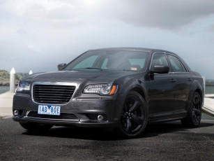 Картинка автомобили chrysler темный 2013г au-spec 300s