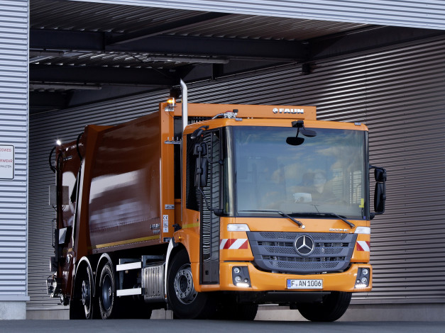 Обои картинки фото автомобили, мусоровозы, rolloffcon, 2635, econic, mercedes-benz
