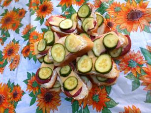 Картинка еда бутерброды +гамбургеры +канапе хлеб колбаса сыр огурцы