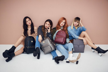 Картинка музыка -временный корея black pink группа фон взгляд девушки