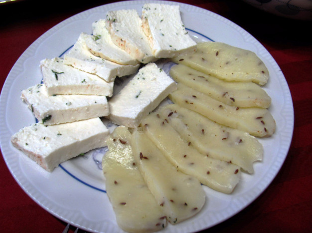 Обои картинки фото еда, сырные изделия, ассорти