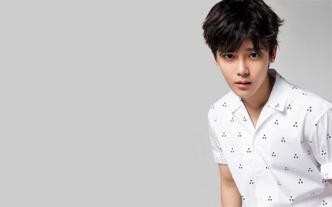 Обои картинки фото мужчины, hou ming hao, актер, рубашка