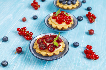 Картинка еда пирожные +кексы +печенье ягоды