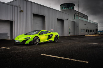 Картинка автомобили mclaren 675lt зеленый 2015г