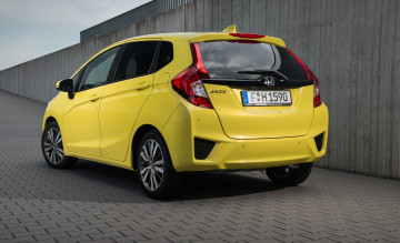 Картинка автомобили honda 2015г jazz