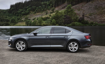 обоя автомобили, skoda, uk-spec, superb, 2015г