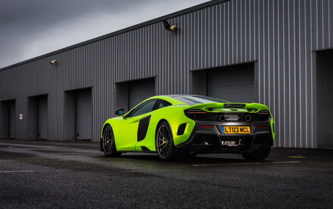 Обои картинки фото автомобили, mclaren, зеленый, 2015г, 675lt