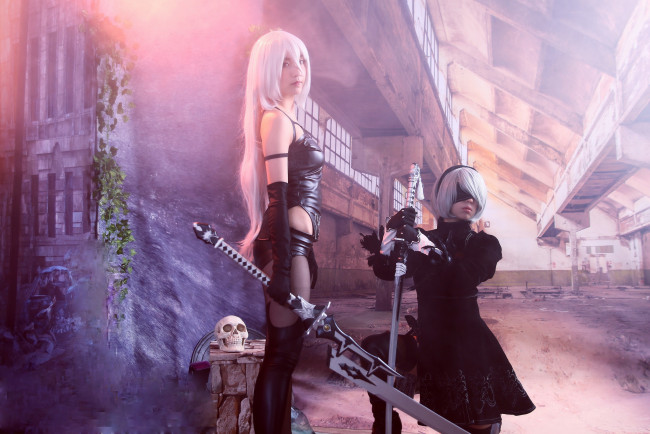 Обои картинки фото разное, cosplay , косплей, девушки, оружие, бой