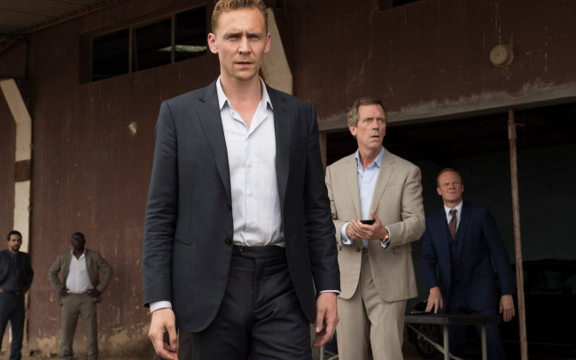 Обои картинки фото кино фильмы, the night manager , сериал, мужчины, здание
