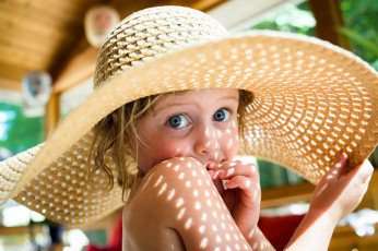 Картинка разное дети девочка шляпа