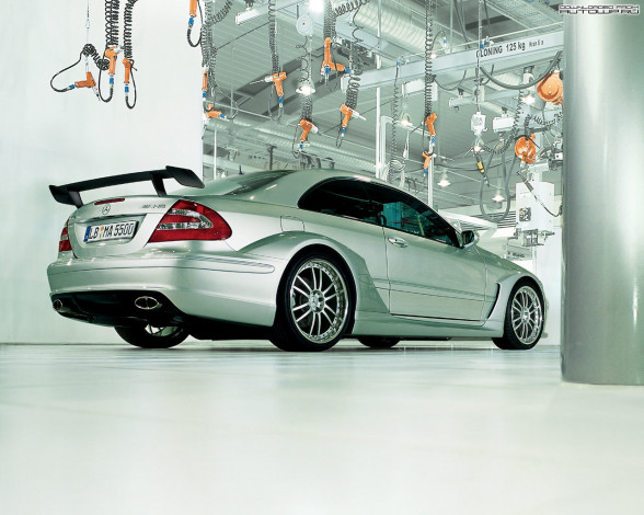 Обои картинки фото amg, clk, dtm, street, version, автомобили, mercedes, benz