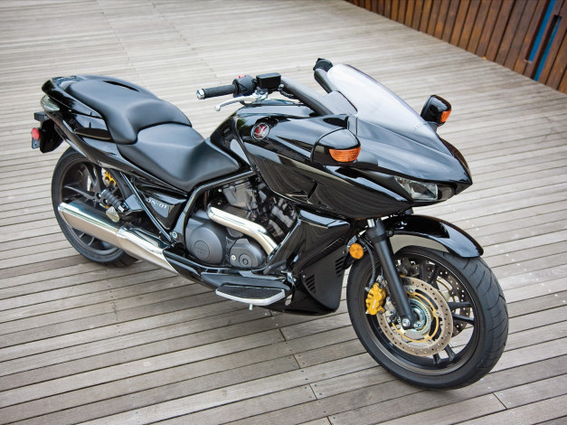 Обои картинки фото мотоциклы, honda