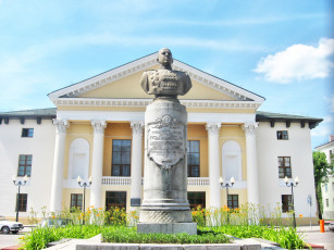 Картинка города памятники скульптуры арт объекты памятник