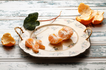 Картинка еда цитрусы тарелка мандарин кожура