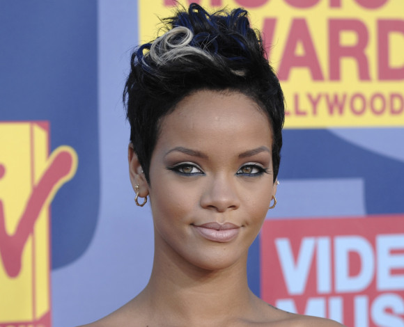 Обои картинки фото rihanna, музыка, r, n, b, актриса, филантроп, продюсер, сша, регги, певица, автор, песен, дэнсхолл