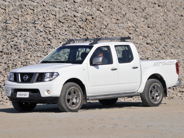 Обои картинки фото автомобили, nissan, datsun, d40, cab, crew, attack, светлый, frontier