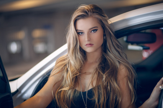 Обои картинки фото девушки, -unsort , брюнетки,  шатенки, взгляд, лицо