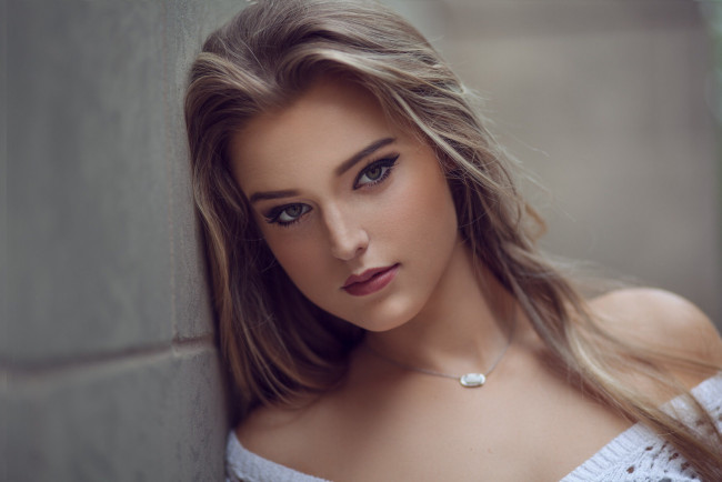 Обои картинки фото девушки, -unsort , лица,  портреты, лицо, взгляд