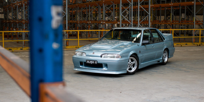 Обои картинки фото автомобили, holden, hsv